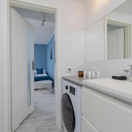 Studio Augustianska Kazimierz With Balcony By Renters Apartment *